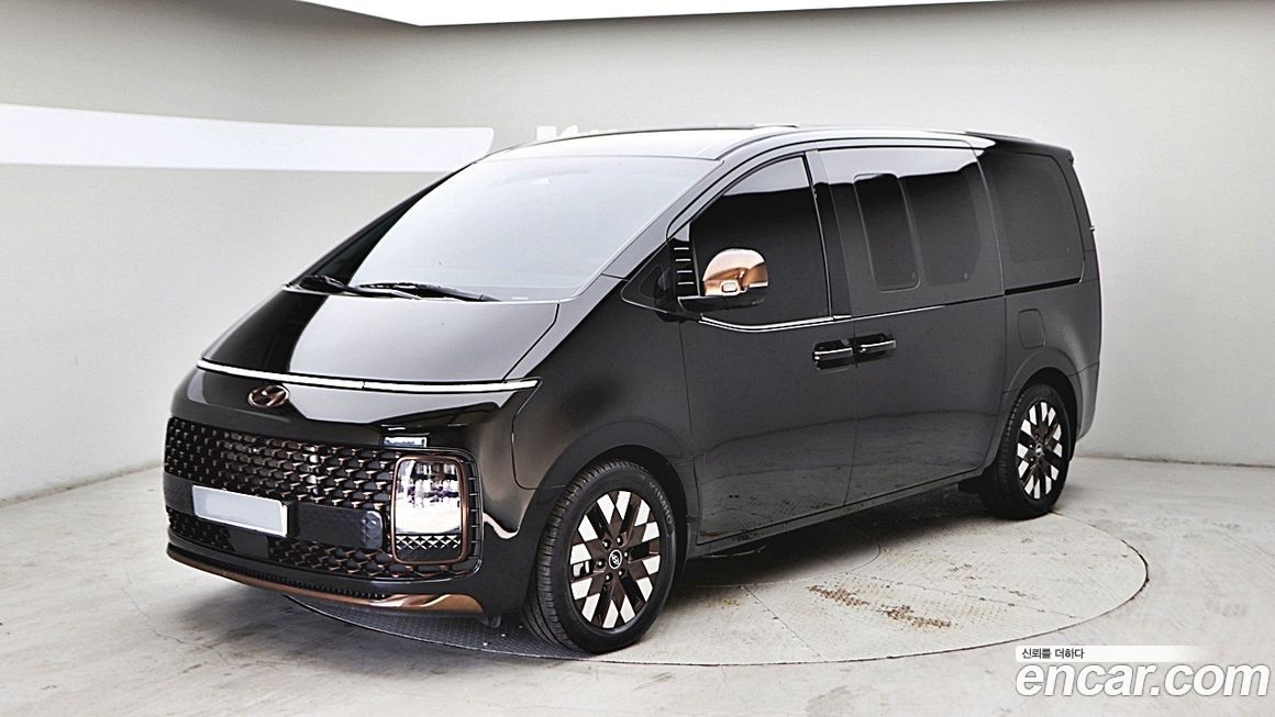 Hyundai Staria 2024
