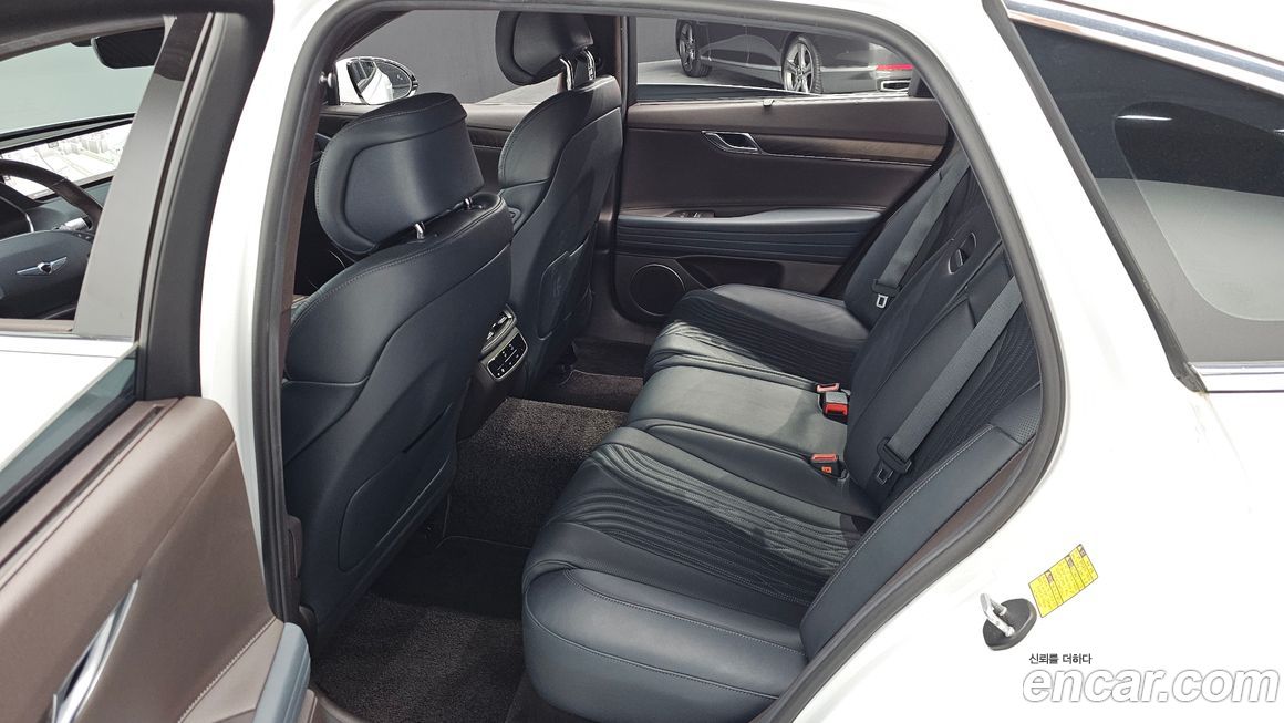 Genesis G80 2021