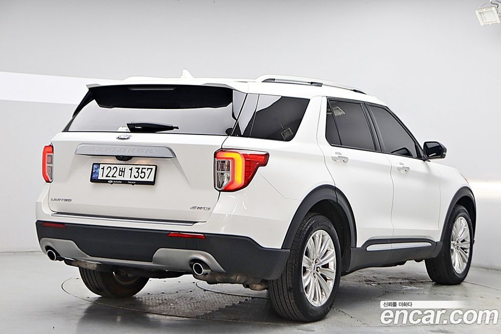Ford Explorer 2023