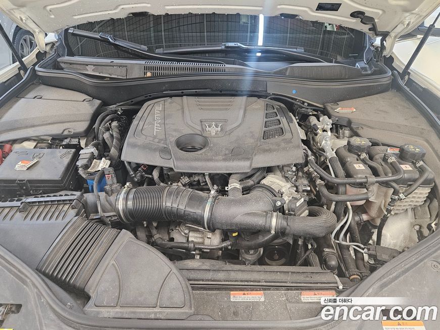 Maserati Levante 2022