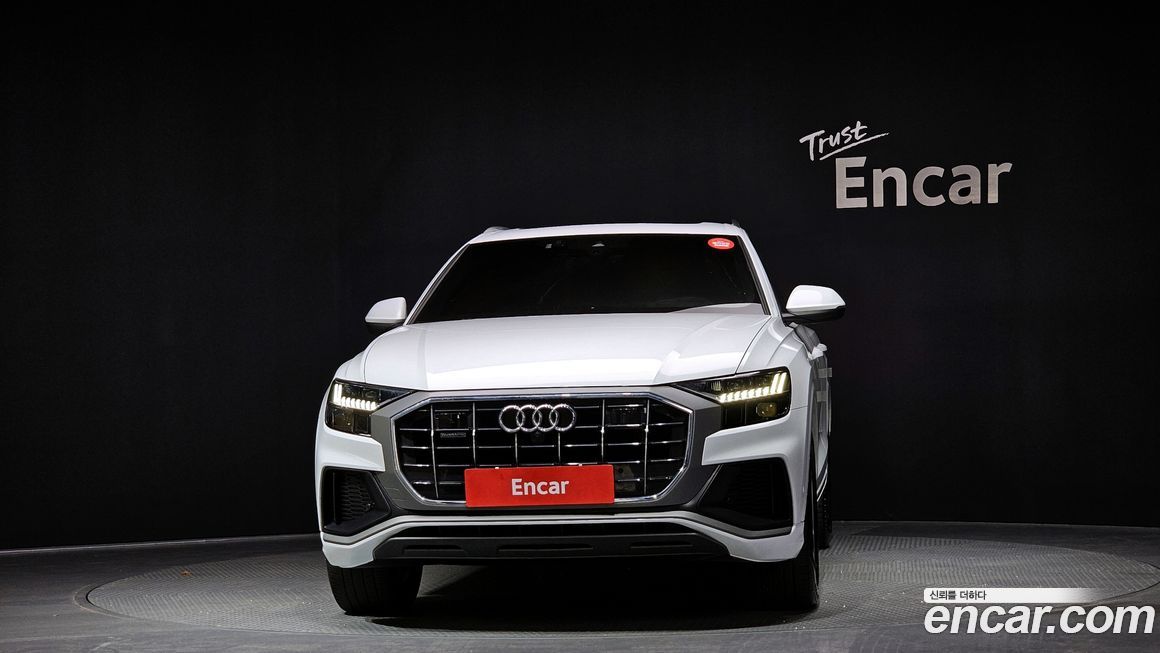 Audi Q8 2020