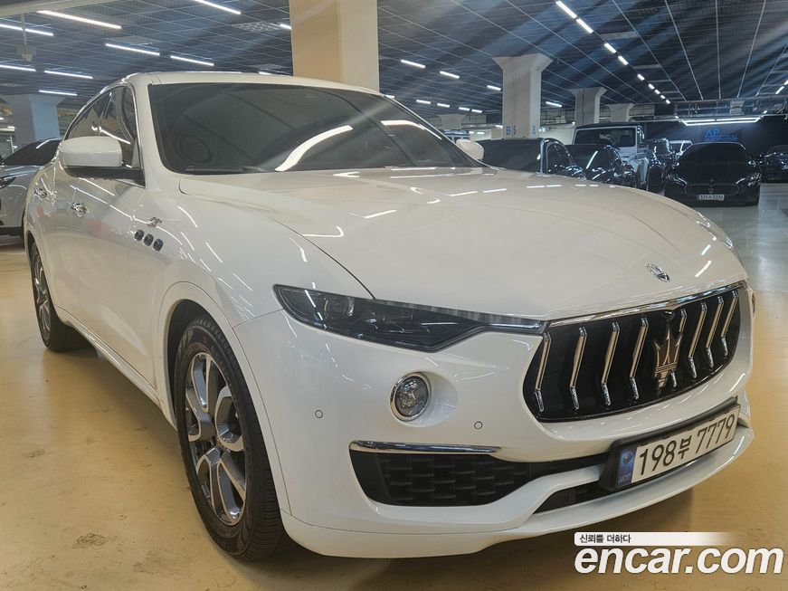 Maserati Levante 2022