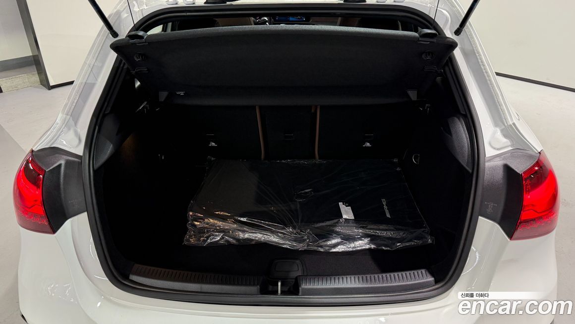 Mercedes-Benz A-Class 2025