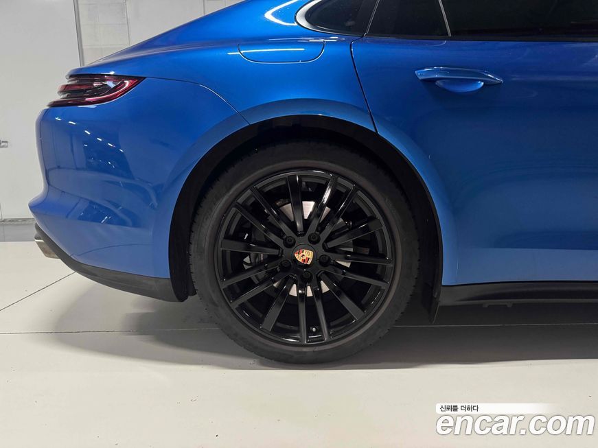 Porsche Panamera 2018
