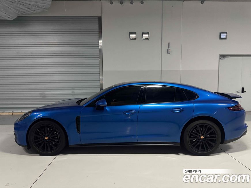 Porsche Panamera 2018