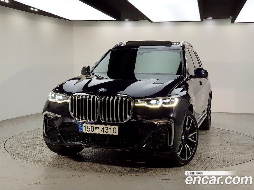 BMW X7 2021