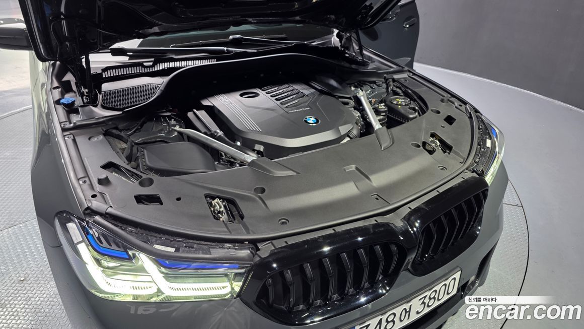 BMW Gran Turismo 2024