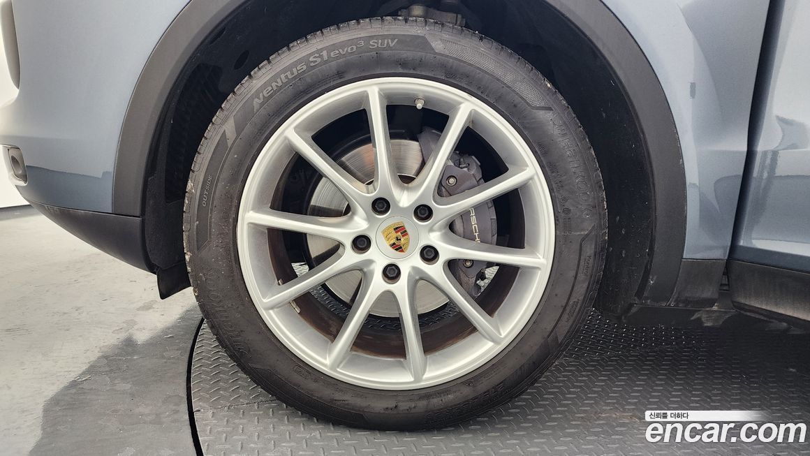 Porsche Cayenne 2019