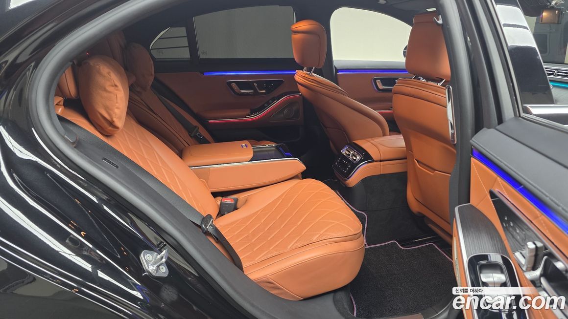 Mercedes-Benz S-Class 2021