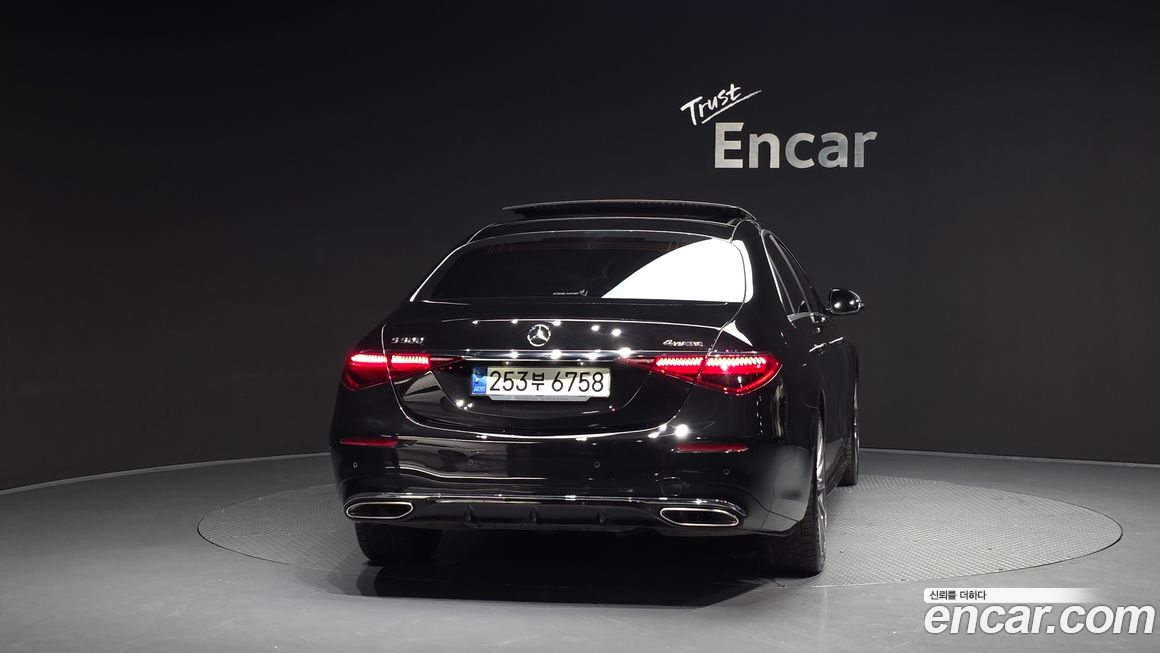 Mercedes-Benz S-Class 2022