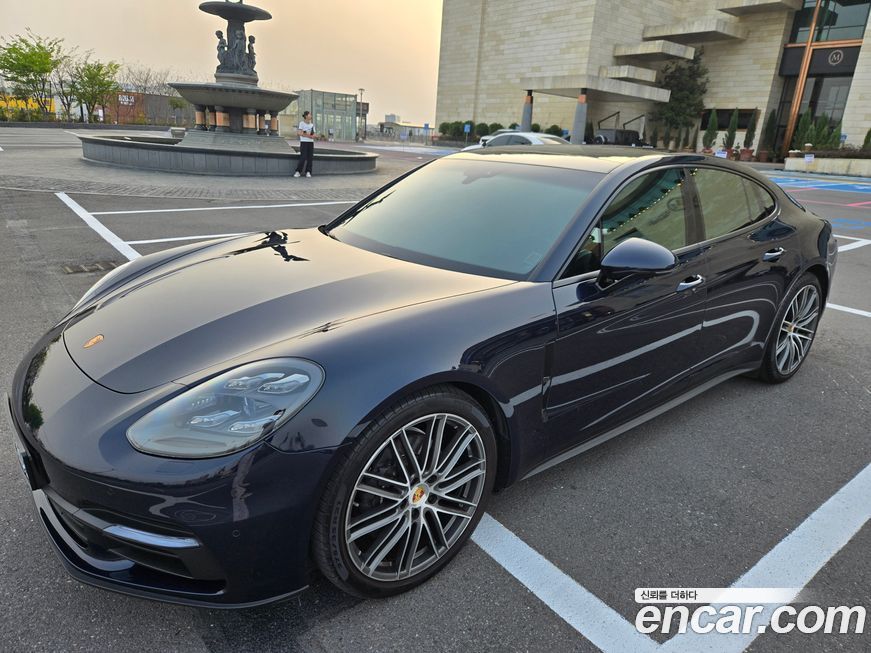 Porsche Panamera 2020