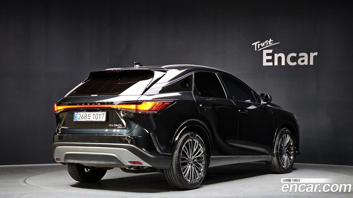 Lexus RX 2025