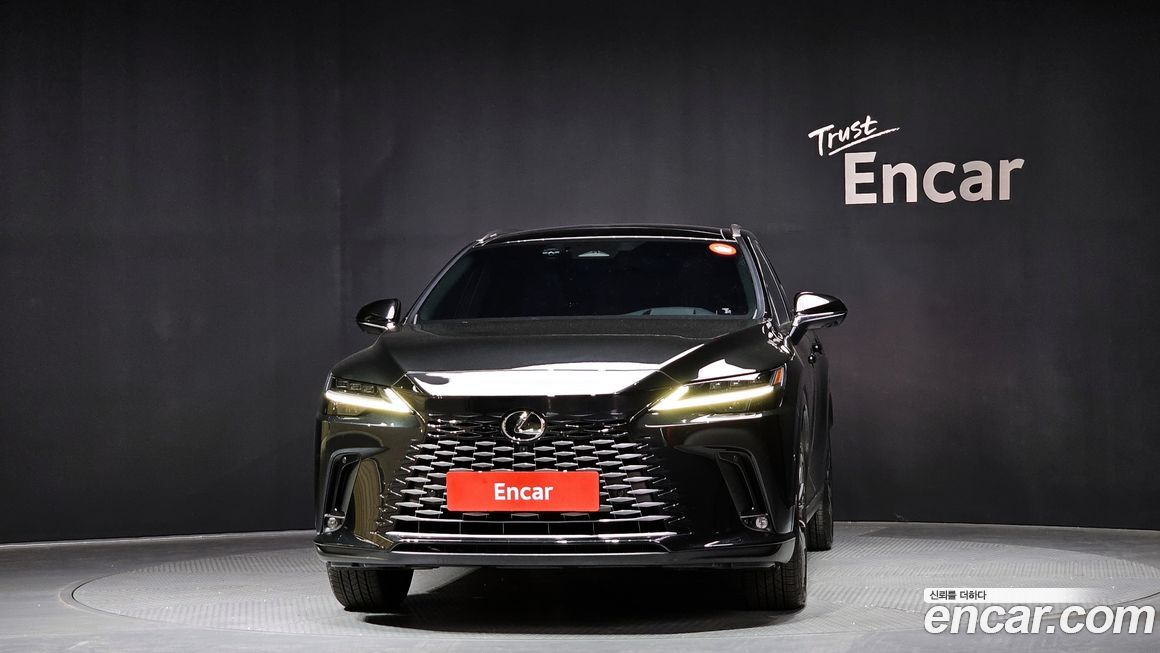 Lexus RX 2025