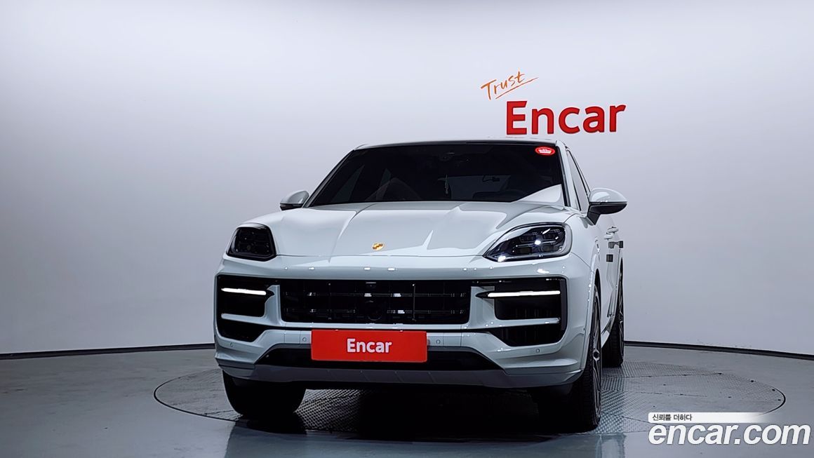 Porsche Cayenne 2025