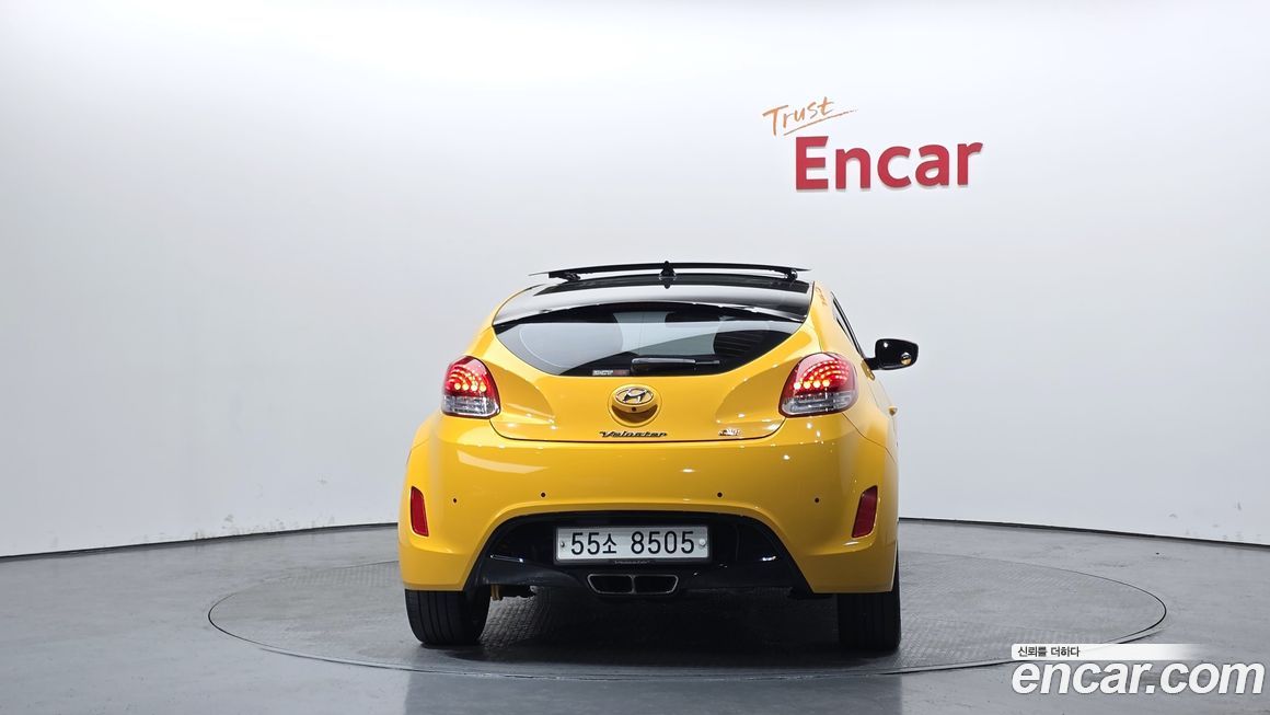 Hyundai Veloster 2012