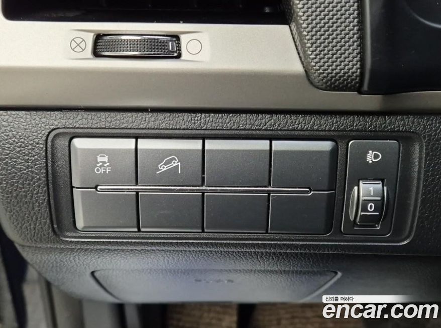 KG_Mobility_Ssangyong Rexton 2019