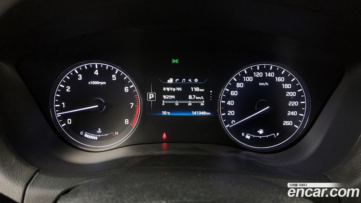 Hyundai Genesis 2016