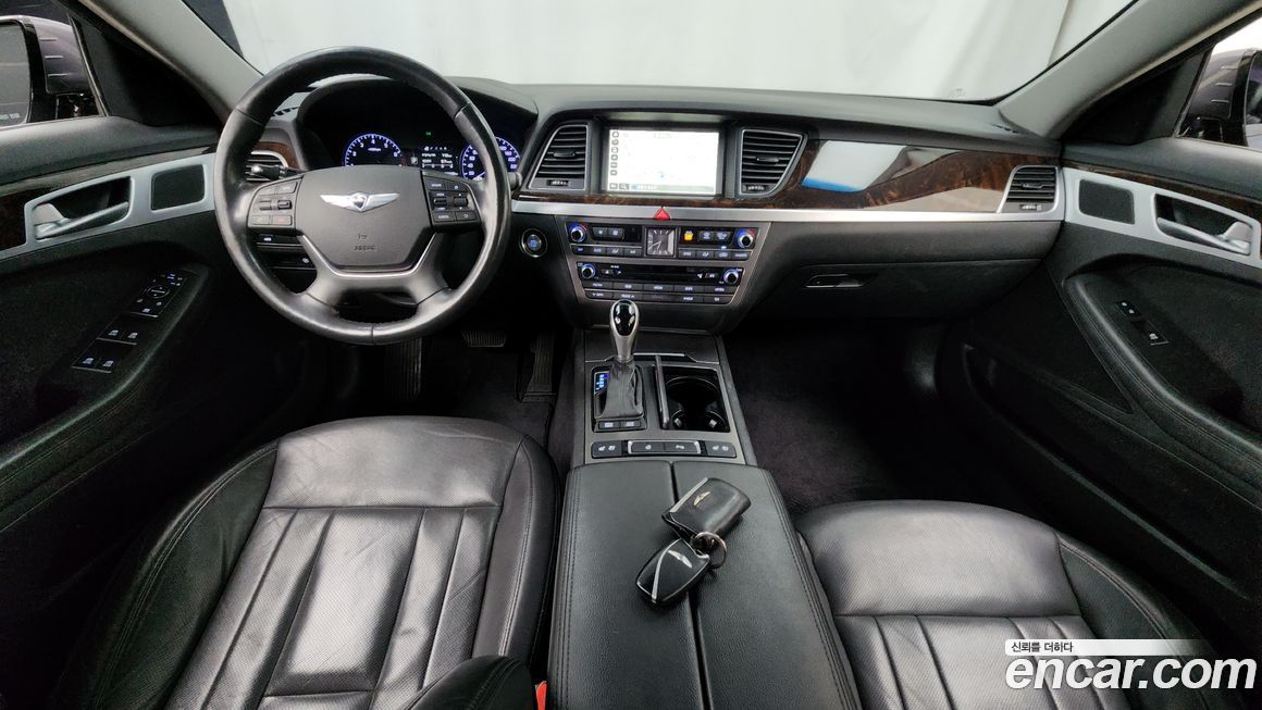 Hyundai Genesis 2016