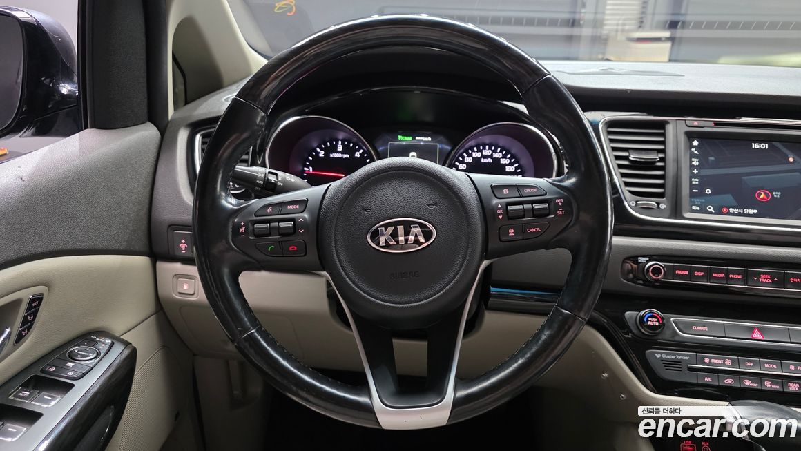 Kia Canival 2018