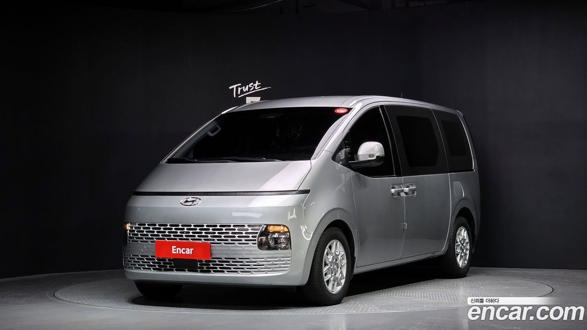 Hyundai Staria 2022