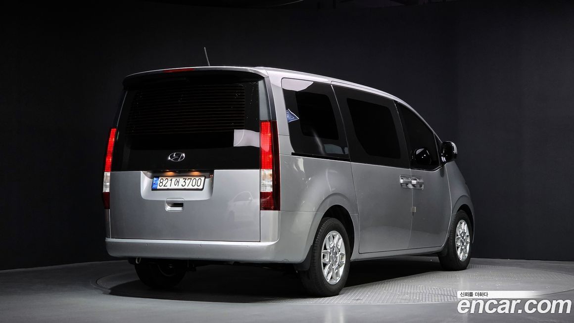 Hyundai Staria 2022