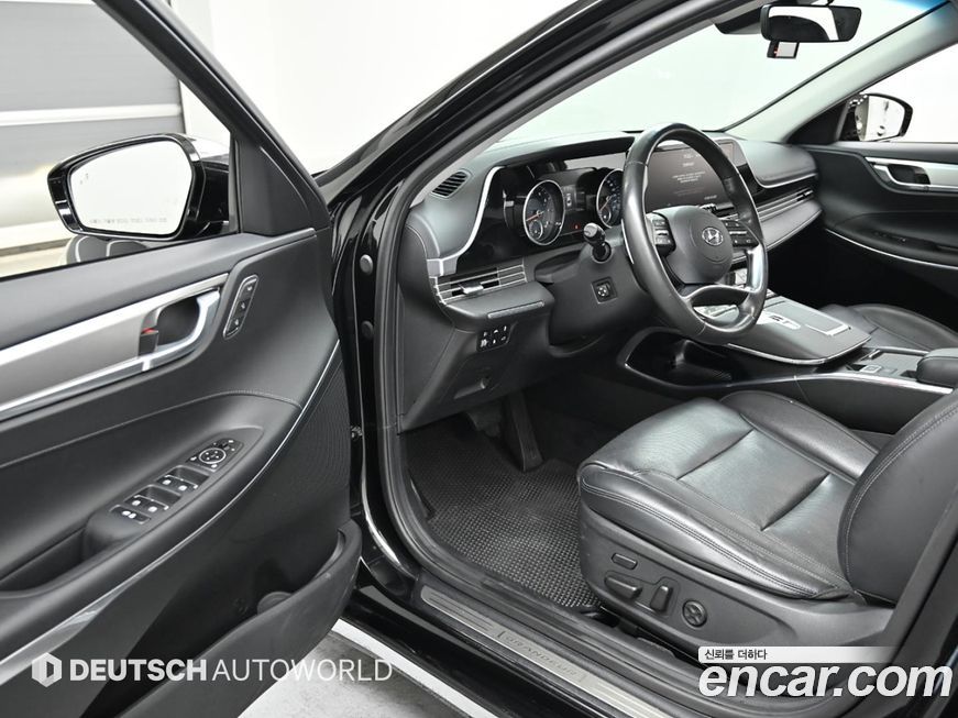 Hyundai Grandeur 2020