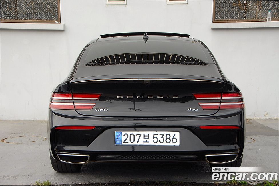 Genesis G80 2023
