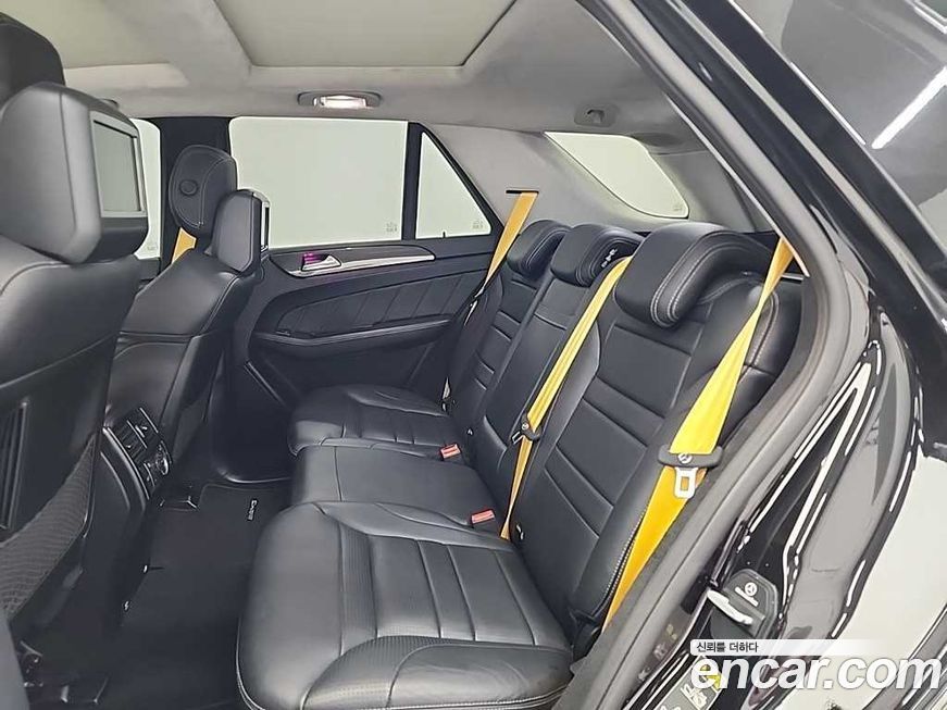 Mercedes-Benz M-class 2012