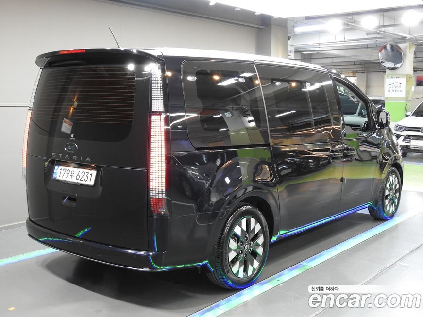 Hyundai Staria 2022