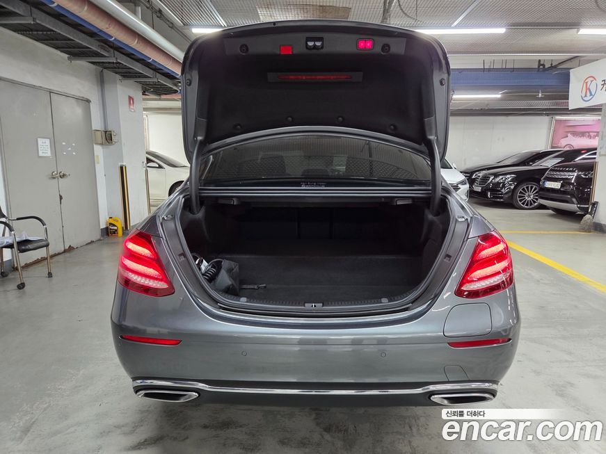 Mercedes-Benz E-Class 2020