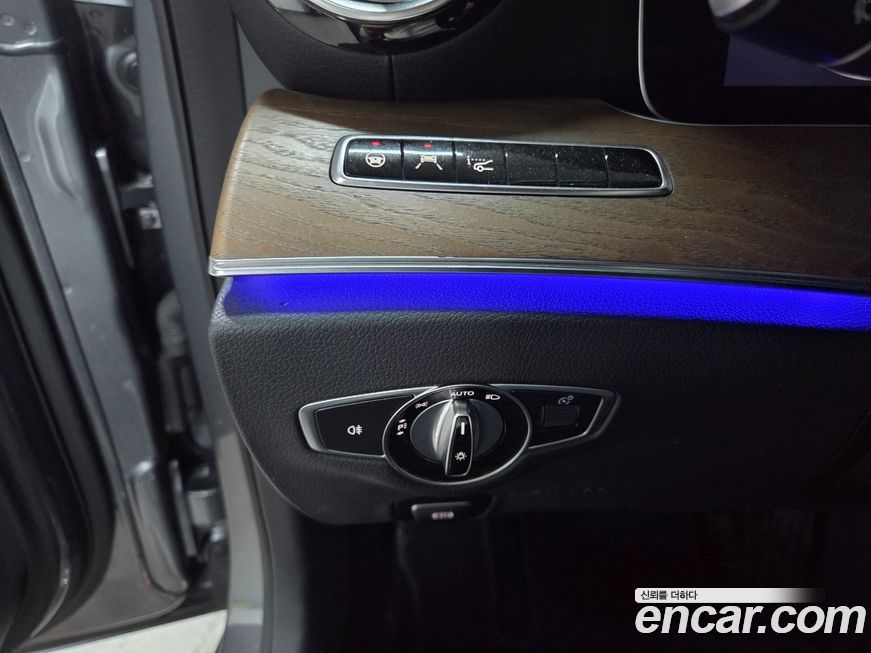 Mercedes-Benz E-Class 2020