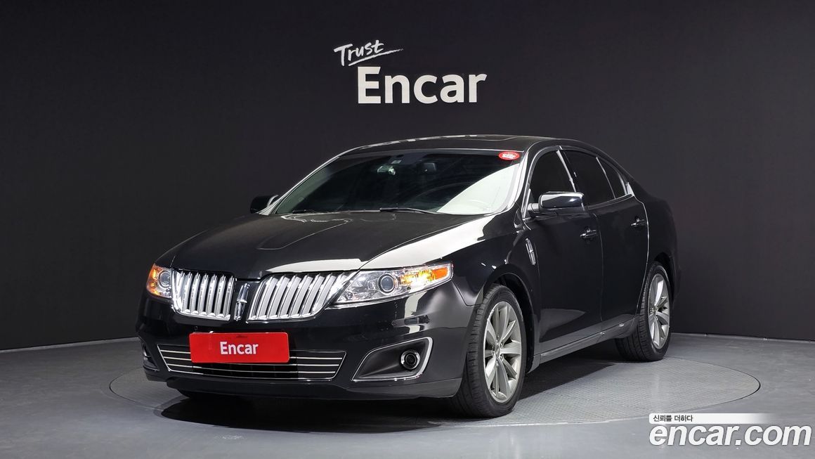Lincoln MKS 2011