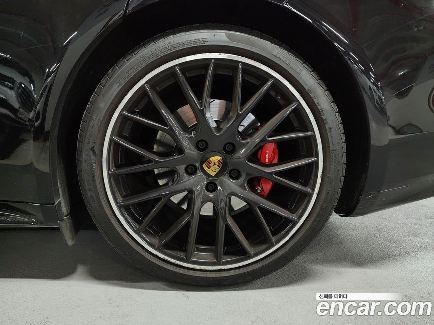 Porsche Panamera 2020