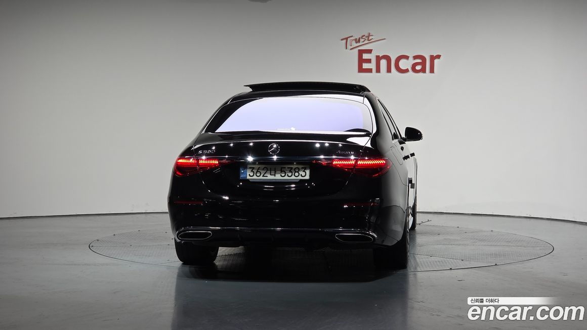 Mercedes-Benz S-Class 2021