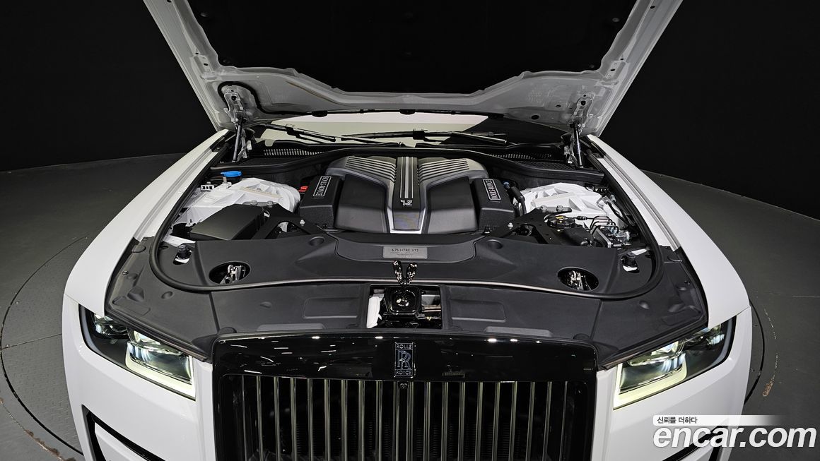 Rolls-Royce Ghost 2023