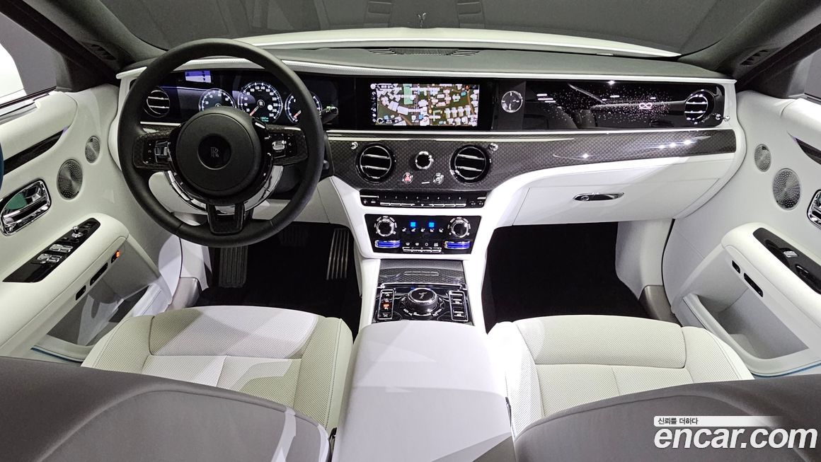 Rolls-Royce Ghost 2023