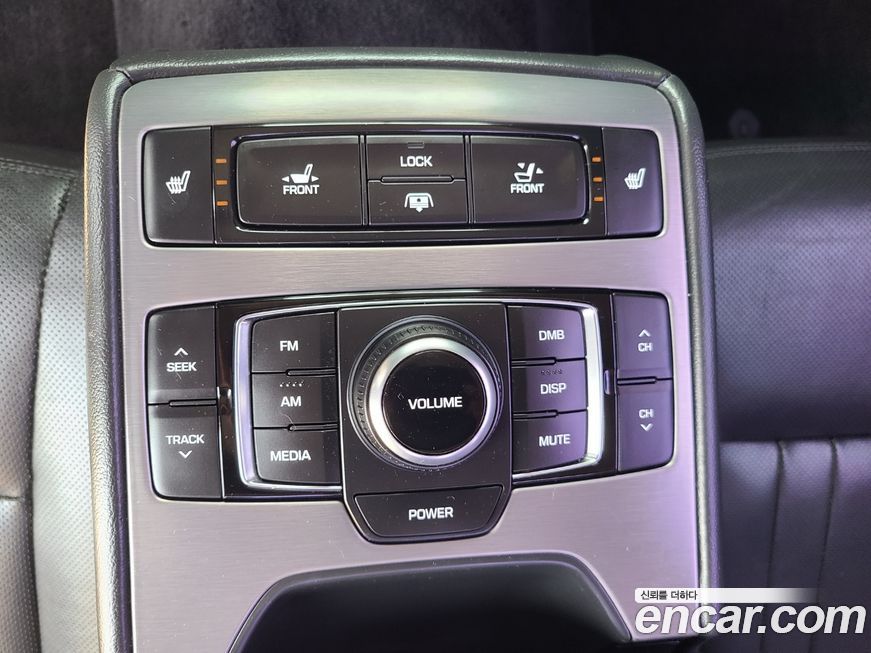 Hyundai Genesis 2016