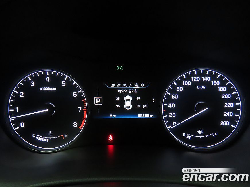 Hyundai Genesis 2016