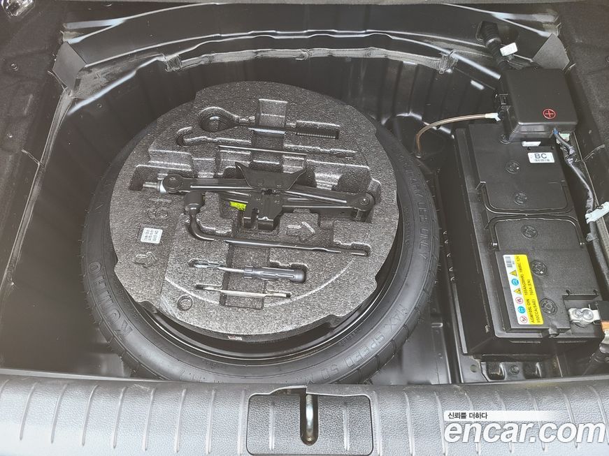 Hyundai Genesis 2016