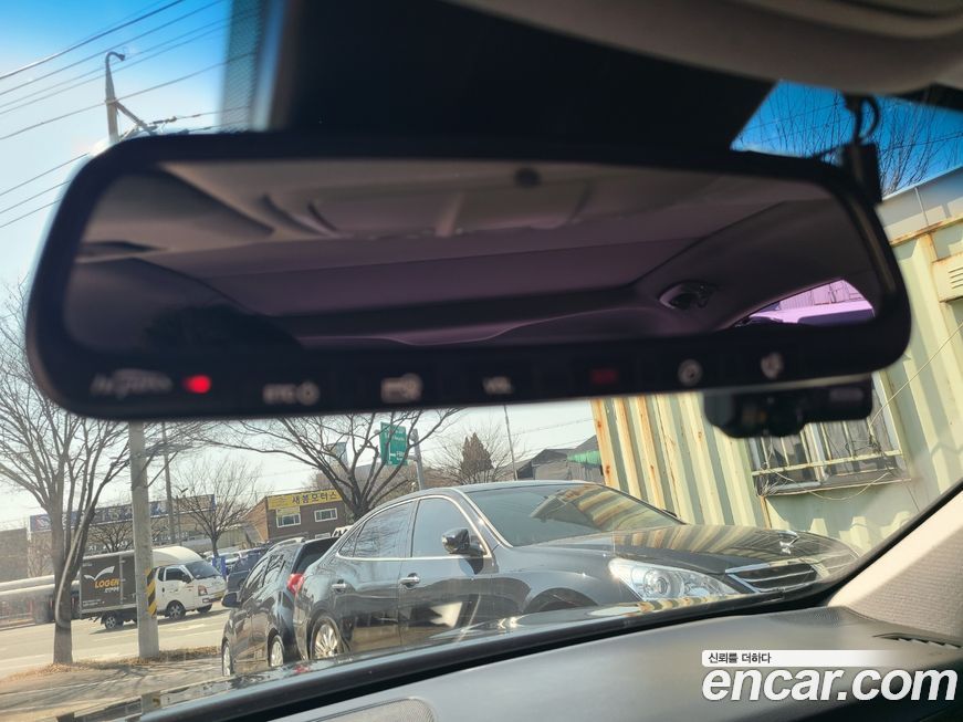 Hyundai Genesis 2016