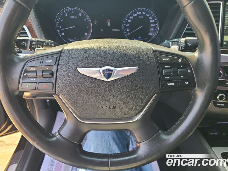 Hyundai Genesis 2016