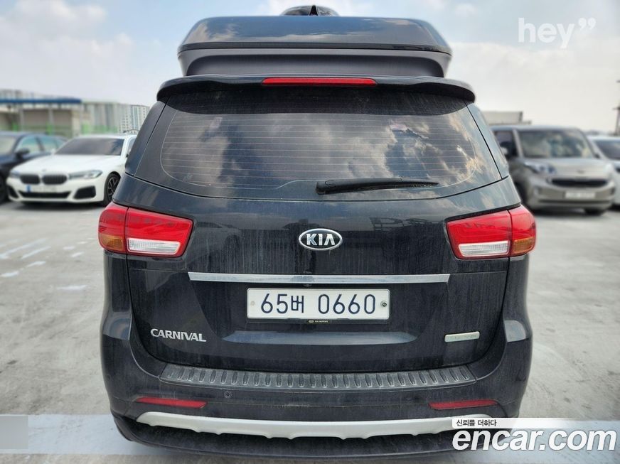 Kia Canival 2016