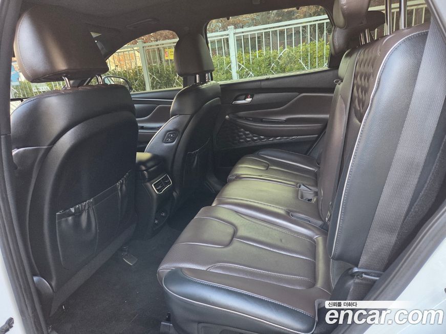 Hyundai Santafe 2022