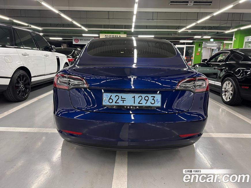 Tesla Model 3 2020