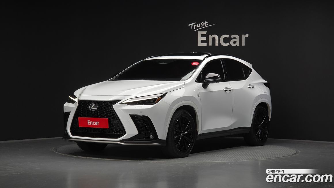 Lexus NX 2022