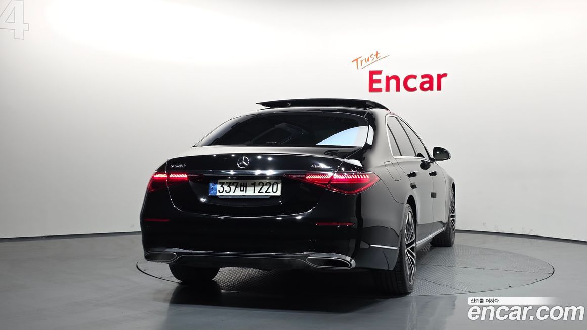 Mercedes-Benz S-Class 2021