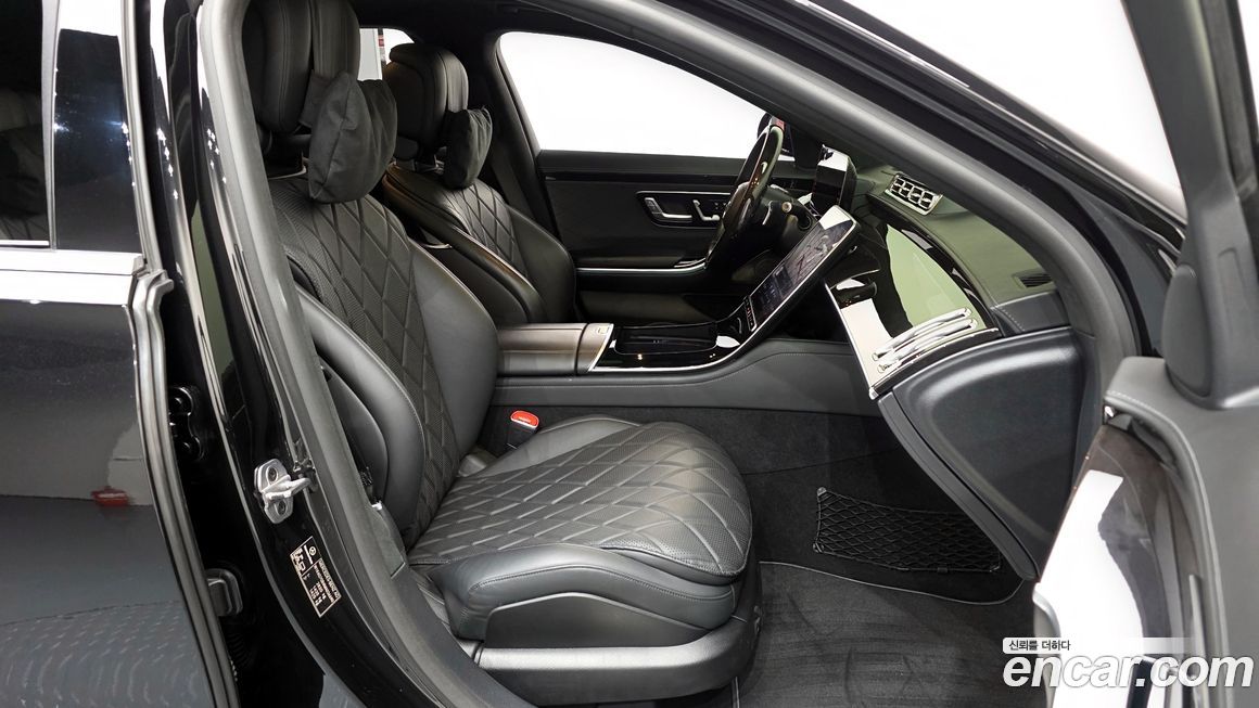 Mercedes-Benz S-Class 2021