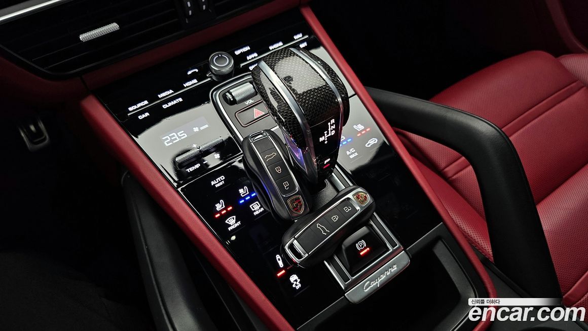 Porsche Cayenne 2022