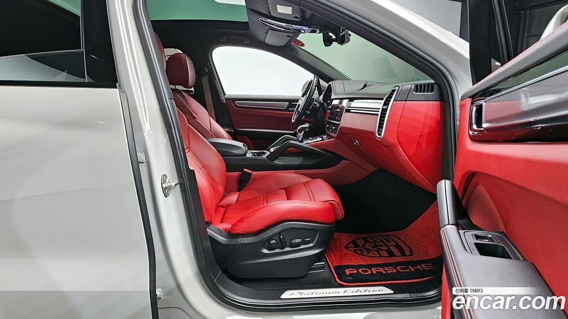 Porsche Cayenne 2022