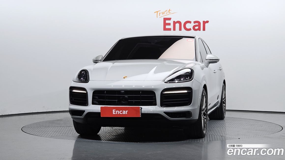 Porsche Cayenne 2022